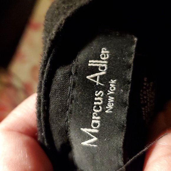 💥SOLD💥Markus Adler NY Black Suede Shearling Cabby Hat - Picture 2 of 11